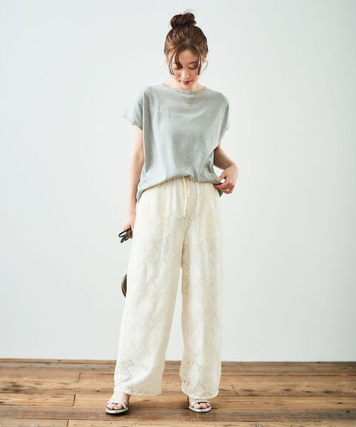 le.coeur blanc(ルクールブラン)の「《手洗い可能》フレンチスリーブラメニット(ニット/セーター・レディース・グレー/ラベンダー/ベージュ・38)」の11枚目の写真