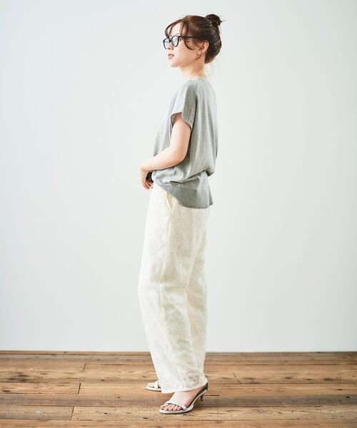 le.coeur blanc(ルクールブラン)の「《手洗い可能》フレンチスリーブラメニット(ニット/セーター・レディース・グレー/ラベンダー/ベージュ・38)」の12枚目の写真