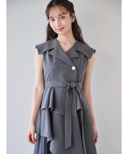 dazzlin（ダズリン）の「アシメプリーツトレンチワンピース（ワンピース・レディース・アイボリー/チャコールグレー/グレー/ブラウン・X-SMALL/SMALL/MEDIUM/LARGE）」の22枚目の写真