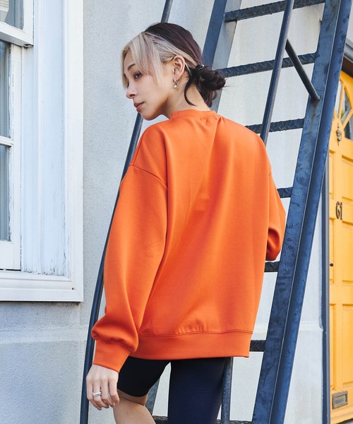 DURAS（デュラス）の「ロゴスウェットプルオーバー（スウェット・レディース・オフホワイト/チャコール/オレンジ・MEDIUM/SMALL）」の15枚目の写真