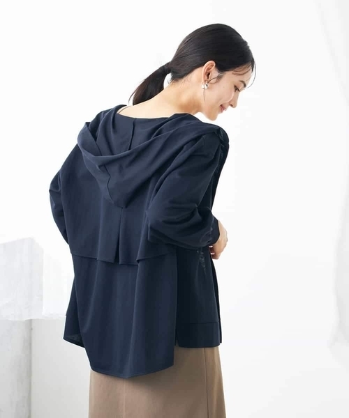 a.v.v(アーヴェヴェ)の「バックフレアシアーパーカー(パーカー・レディース・チャコールグレー/ネイビー/ホワイト・34/36/40/38/42)」の6枚目の写真