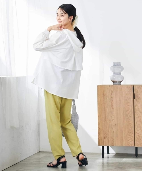 a.v.v(アーヴェヴェ)の「バックフレアシアーパーカー(パーカー・レディース・チャコールグレー/ネイビー/ホワイト・34/36/40/38/42)」の17枚目の写真