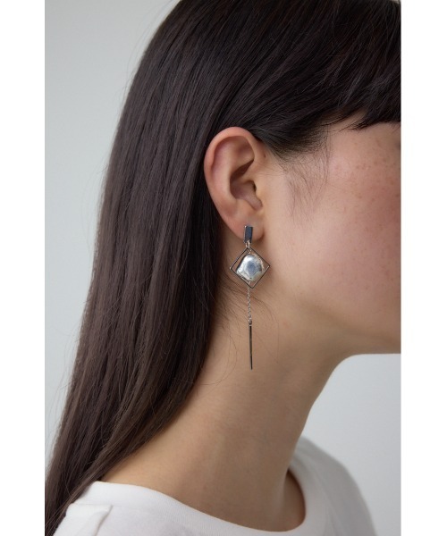 AZUL by moussy(アズールバイマウジー)の「クリアメタルアシンメトリーピアス(ピアス(両耳用)・レディース・シルバー/ゴールド系その他・FREE)」の3枚目の写真