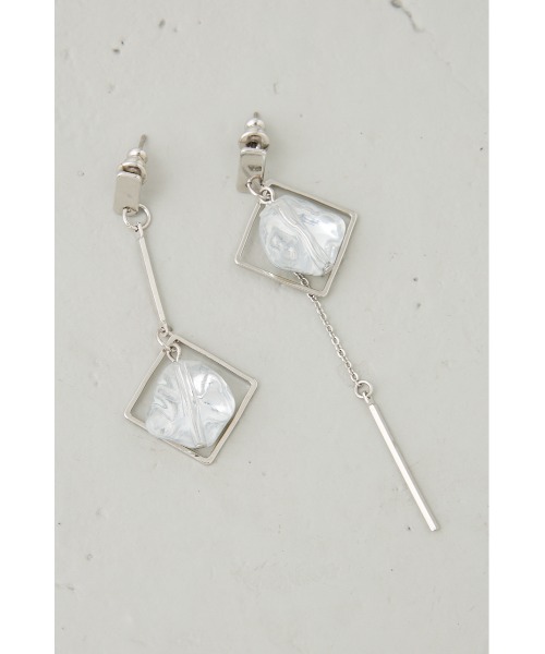 AZUL by moussy(アズールバイマウジー)の「クリアメタルアシンメトリーピアス(ピアス(両耳用)・レディース・シルバー/ゴールド系その他・FREE)」の5枚目の写真