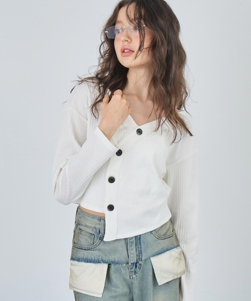 ANAP（アナップ）の「ウェーブデザインリブカーディガン（カーディガン/ボレロ・レディース・ブラック/ホワイト・FREE）」の4枚目の写真