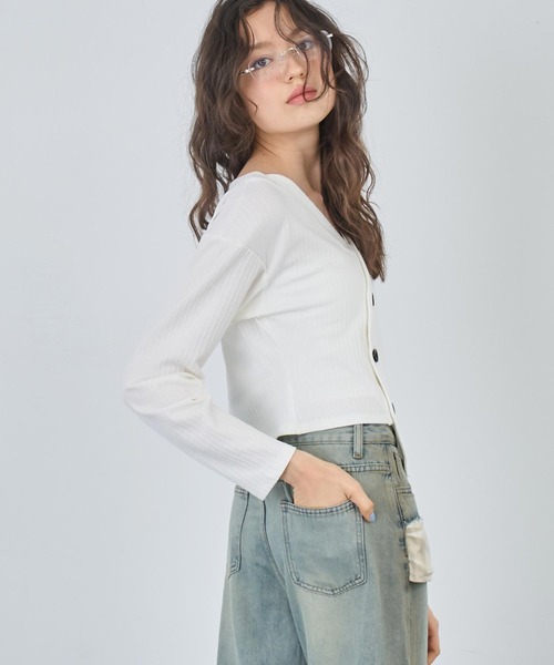 ANAP（アナップ）の「ウェーブデザインリブカーディガン（カーディガン/ボレロ・レディース・ブラック/ホワイト・FREE）」の5枚目の写真