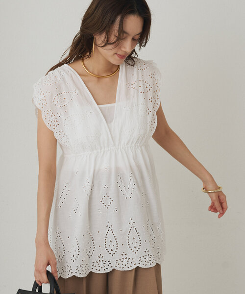 新品　Loungedress バックロゴシャツブルゾン　ホワイト　ラウンジドレス LOUNGEDRESS（ラウンジドレス）の「バックオープンボート