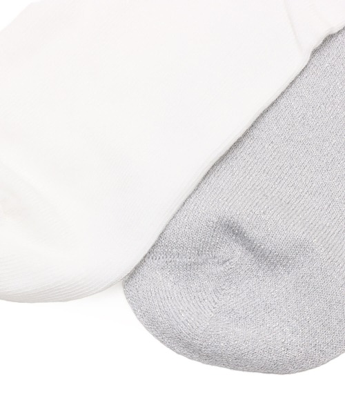 adidas（アディダス）の「adidas 3 STRIPES GLITTER CREW SOCKS 2 PAIRS / アディダス 3 ストライプ グリッター クルーソックス 2 ペアー（ソックス/靴下・メンズ・グレー×ホワイト・L/M/S）」の6枚目の写真