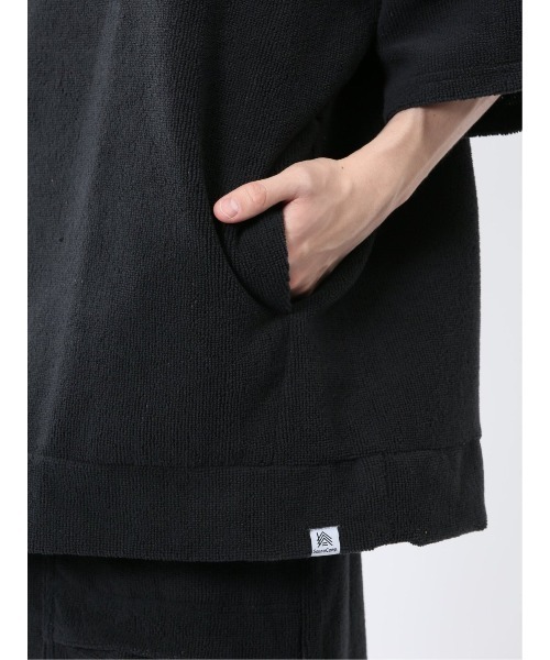 TAKA-Q（タカキュー）の「【マシンウォッシャブル】タカキュー Sauna Camp×T/Q パイルポンチョ(セットアップ可能)（パーカー・メンズ・ネイビー/ブラック/カーキ・FREE）」の10枚目の写真