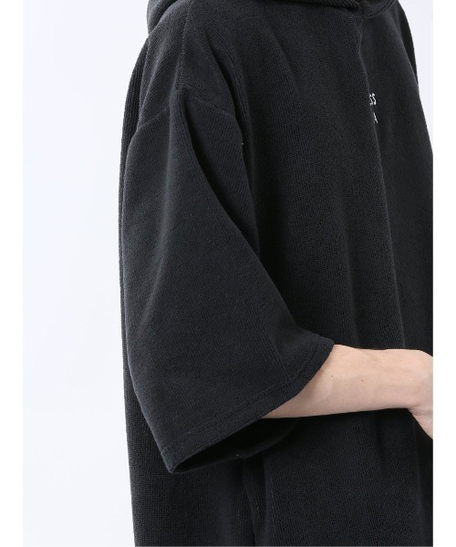 TAKA-Q（タカキュー）の「【マシンウォッシャブル】タカキュー Sauna Camp×T/Q パイルポンチョ(セットアップ可能)（パーカー・メンズ・ネイビー/ブラック/カーキ・FREE）」の11枚目の写真