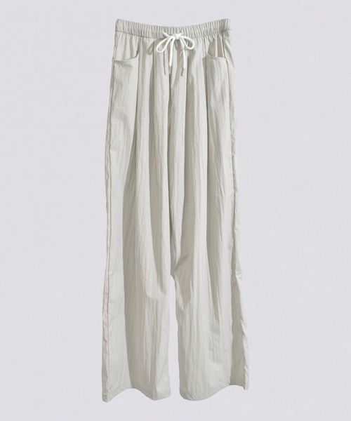 kiehtova(キエトヴァ)の「【kiehtova】AIRY WIDE PANTS/エアリー ワイド パンツ(カーゴパンツ・レディース・チャコールグレー/ライトグレー・M/L)」の3枚目の写真