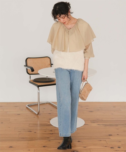 titivate(ティティベイト)の「Vネックオーバーサイズシャギーニットベスト(ベスト・レディース・グレイッシュベージュ/ライトピンク/アイボリー/ブラック/ダークブラウン/ブルー・M/S)」の9枚目の写真