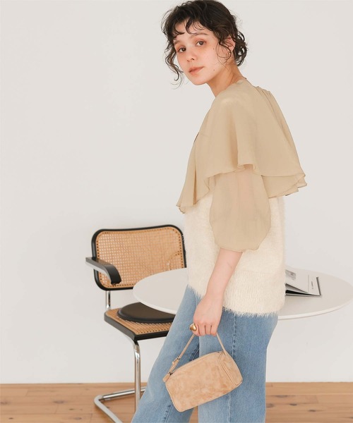 titivate(ティティベイト)の「Vネックオーバーサイズシャギーニットベスト(ベスト・レディース・グレイッシュベージュ/ライトピンク/アイボリー/ブラック/ダークブラウン/ブルー・M/S)」の11枚目の写真