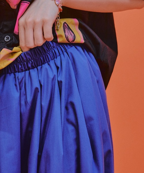 manana suerte（マニャーナスエルテ）の「ボリュームサーカスパンツ（その他パンツ・レディース・ブルー/ブラック/オリーブ・FREE）」の8枚目の写真