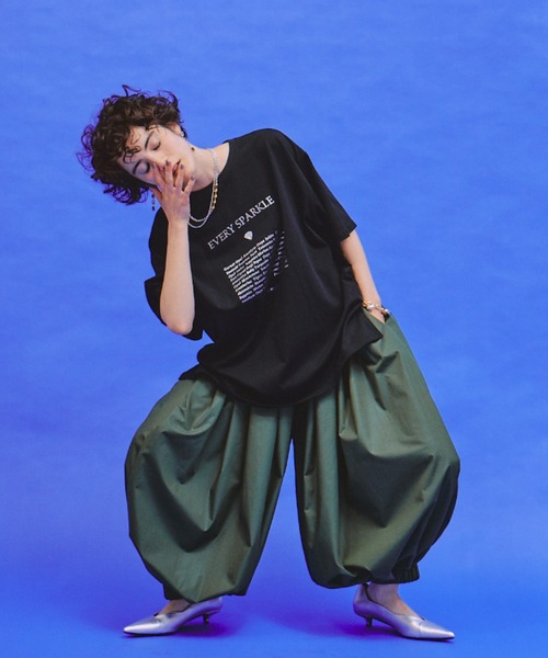 manana suerte（マニャーナスエルテ）の「ボリュームサーカスパンツ（その他パンツ・レディース・ブルー/ブラック/オリーブ・FREE）」の11枚目の写真