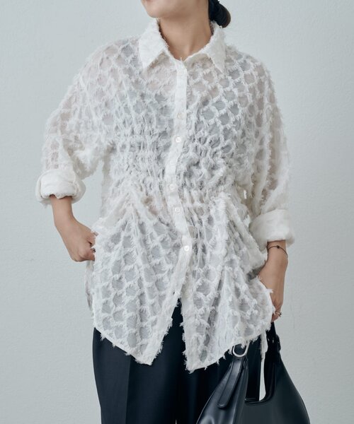 Lui's（ルイス）の「ジャガードシャーロリングブラウス（シャツ/ブラウス・レディース・オフホワイト/ブラック・FREE）」の14枚目の写真