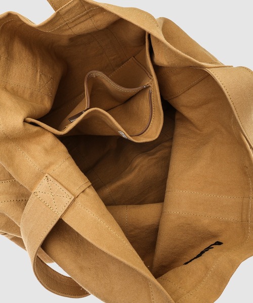 TEKLA(テクラ)の「Beach Bag(トートバッグ・メンズ・キャメル・ONE SIZE)」の7枚目の写真