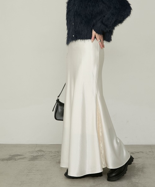 Cherir Mignon（シェリルミニョン）の「【Cherir Mignon】- Silhouette Couture -レーススリットサテンロングスカート（スカート・レディース・ブラック/ホワイト・S/M）」の7枚目の写真