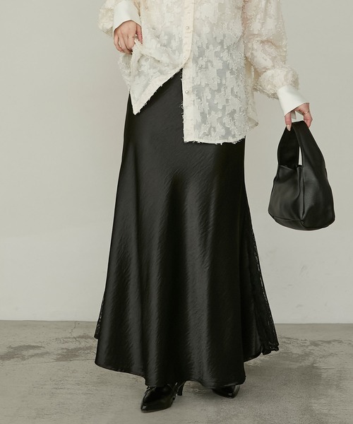 Cherir Mignon（シェリルミニョン）の「【Cherir Mignon】- Silhouette Couture -レーススリットサテンロングスカート（スカート・レディース・ブラック/ホワイト・S/M）」の15枚目の写真