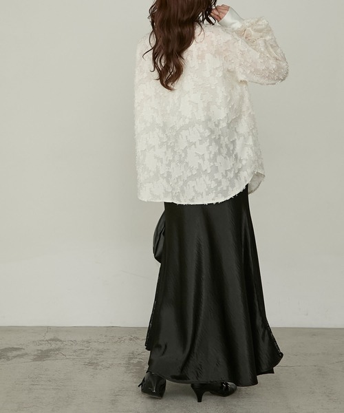 Cherir Mignon（シェリルミニョン）の「【Cherir Mignon】- Silhouette Couture -レーススリットサテンロングスカート（スカート・レディース・ブラック/ホワイト・S/M）」の19枚目の写真