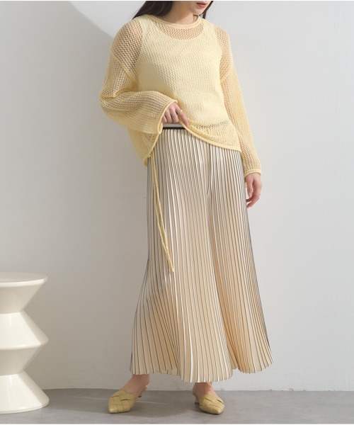 OandI（オーアンドアイ）の「ストライププリーツワイドパンツ（その他パンツ・レディース・オフホワイト・FREE）」の6枚目の写真