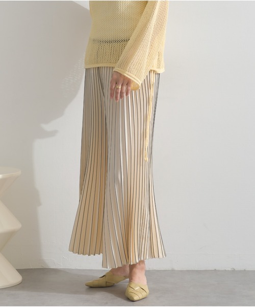 OandI（オーアンドアイ）の「ストライププリーツワイドパンツ（その他パンツ・レディース・オフホワイト・FREE）」の9枚目の写真