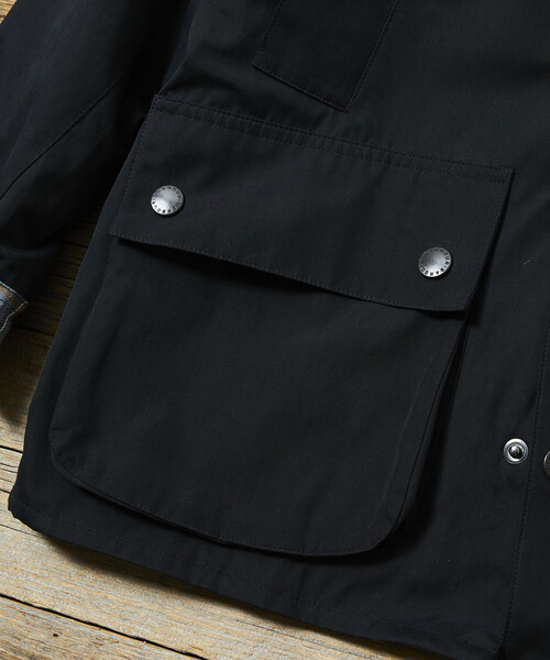 FREAK'S STORE（フリークスストア）の「Barbour | FREAK'S STORE/バブアー 別注 BEDALE OS SLEEVE/別注 ビデイル オーバーサイズ スリーブ/ジャケット（カバーオール・レディース・ブラック/ワイン/オリーブ/ブラウン/チャコール/ベージュ・34/36/38）」の13枚目の写真