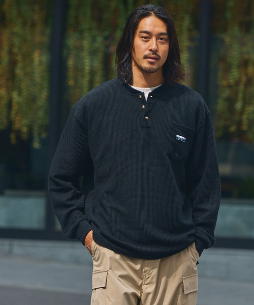 マルチファンクショナル ロゴ刺繍 ビッグシルエットヘンリーネック