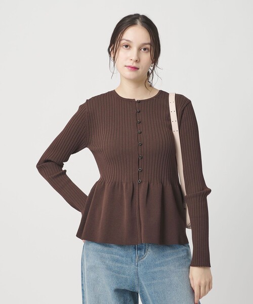 BEAUTY&YOUTH UNITED ARROWS（ビューティーアンドユースユナイテッドアローズ）の「【WEB限定 Wardrobe DAILY MINIMAL】ペプラム2WAY リブニットプルオーバー ウォッシャブル（ニット/セーター・レディース・オフホワイト/ブラック/ダークグレー/ダークブラウン・FREE）」の4枚目の写真