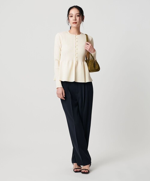 BEAUTY&YOUTH UNITED ARROWS（ビューティーアンドユースユナイテッドアローズ）の「【WEB限定 Wardrobe DAILY MINIMAL】ペプラム2WAY リブニットプルオーバー ウォッシャブル（ニット/セーター・レディース・オフホワイト/ブラック/ダークグレー/ダークブラウン・FREE）」の12枚目の写真