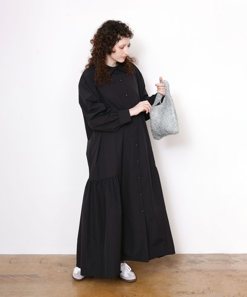 DRAW(ドロー)の「DRAW(ドロー) / ギャザード シャツ ワンピース(シャツワンピース・レディース・ブラック/グレー・MEDIUM/LARGE)」の5枚目の写真