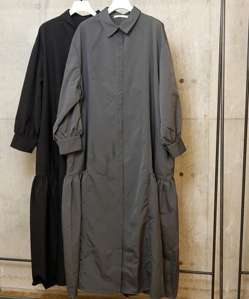 DRAW(ドロー)の「DRAW(ドロー) / ギャザード シャツ ワンピース(シャツワンピース・レディース・ブラック/グレー・MEDIUM/LARGE)」の17枚目の写真