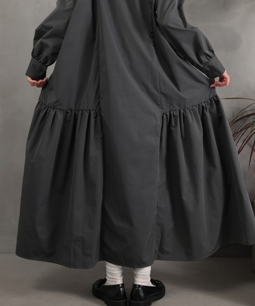 DRAW(ドロー)の「DRAW(ドロー) / ギャザード シャツ ワンピース(シャツワンピース・レディース・ブラック/グレー・MEDIUM/LARGE)」の10枚目の写真