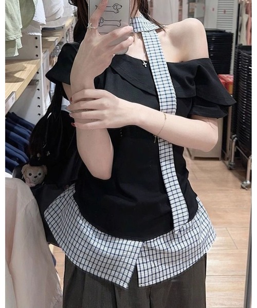 CHEER（チアー）の「レイヤード風チェック切り替えタイ付きトップス（Tシャツ/カットソー・レディース・ブラック/グレー・M）」の13枚目の写真