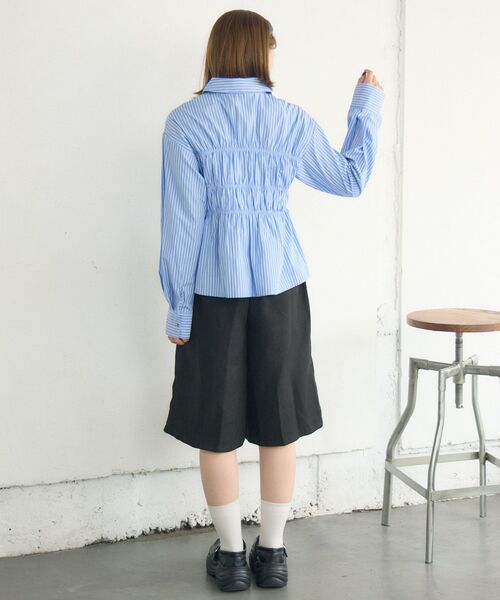 RETRO GIRL（レトロガール）の「シャーリングペプラムSH（シャツ/ブラウス・レディース・ブルー系その他/ホワイト/ダークブラウン・FREE）」の22枚目の写真