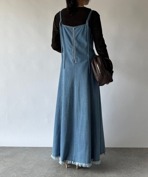 RIVE DROITE（リヴドロワ）の「【ハンサムな印象に】デニムキャミワンピース（ワンピース・レディース・サックスブルー・36/38）」の14枚目の写真