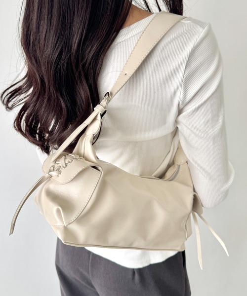 セール】ワンハンドルサイドポケットショルダーバッグ（ショルダー