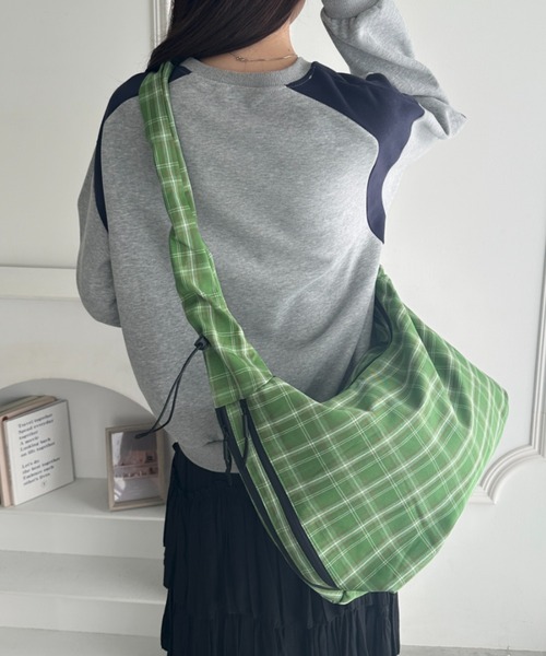 セール】【A4収納可】ギャザーショルダーチェック柄バッグ（ショルダー