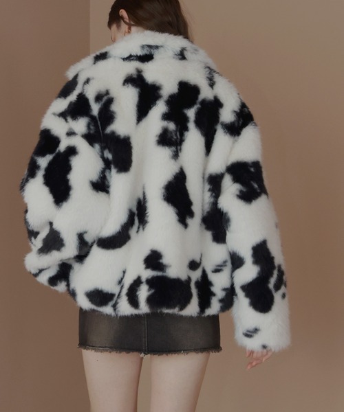 Mili affinity（ミリアフィニティー）の「カウ柄フェイクファーダブルジップジャケット（ブルゾン・レディース・ブラック/ブラウン・FREE）」の16枚目の写真