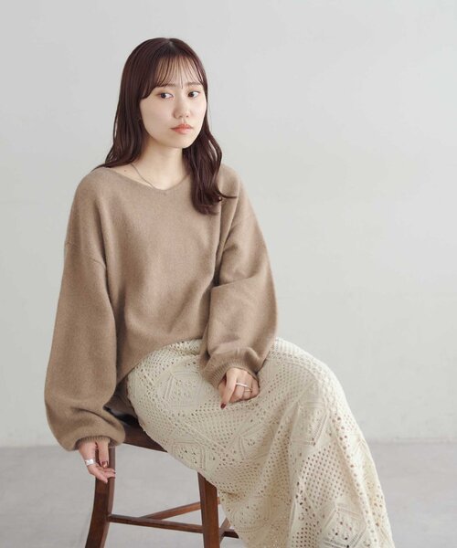 DISCOAT(ディスコート)の「【手洗い可能/優しい肌触り】フォックスブレンドVネックプルオーバー(ニット/セーター・レディース・ベージュ/ネイビー/ピンク/チャコールグレー・FREE)」の9枚目の写真