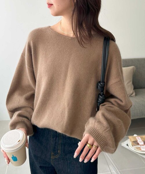 DISCOAT(ディスコート)の「【手洗い可能/優しい肌触り】フォックスブレンドVネックプルオーバー(ニット/セーター・レディース・ベージュ/ネイビー/ピンク/チャコールグレー・FREE)」の14枚目の写真