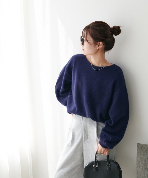 DISCOAT(ディスコート)の「【手洗い可能/優しい肌触り】フォックスブレンドVネックプルオーバー(ニット/セーター・レディース・ベージュ/ネイビー/ピンク/チャコールグレー・FREE)」の21枚目の写真