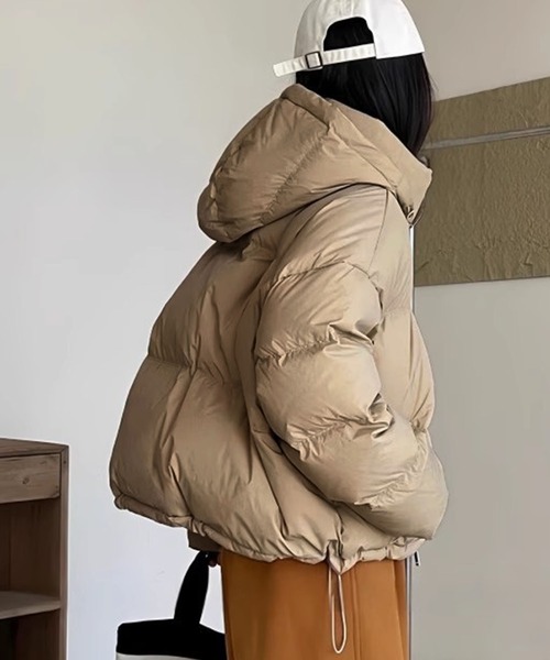 aimoha(アイモハ)の「大きめフードのふかふかショートダウン (AW)(ダウンジャケット/コート・レディース・ベージュ/ピンク/オフホワイト・MEDIUM)」の12枚目の写真