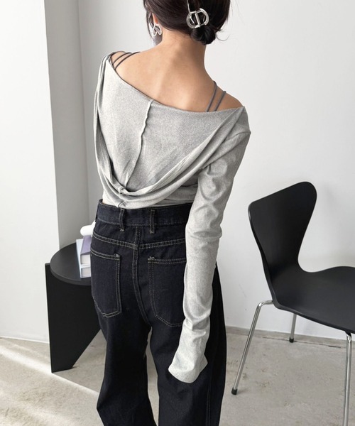 Jewelobe(ジュエローブ)の「ルーズネックフードタイトカットソー(Tシャツ/カットソー・レディース・ホワイト/グレー/ブラック・FREE)」の1枚目の写真