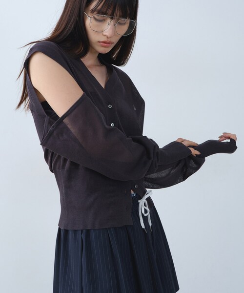 CODE A(コードエー)の「multiway knit cardigan(カーディガン/ボレロ・レディース・オフホワイト/チャコールグレー/ピンク・00)」の4枚目の写真