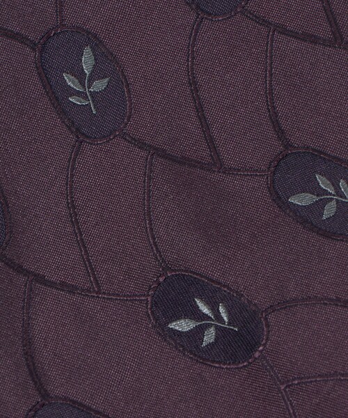 SOVEREIGN（ソブリン）の「＜SOVEREIGN＞ジャガードパターン ネクタイ（ネクタイ・メンズ・ダークグレー/パープル・FREE）」の3枚目の写真