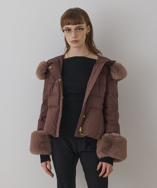 GRACE CONTINENTAL（グレースコンチネンタル）の「エコファーショートダウンジャケット（ダウンジャケット/コート・レディース・キナリ/ブラック/ブラウン・38/36）」の22枚目の写真