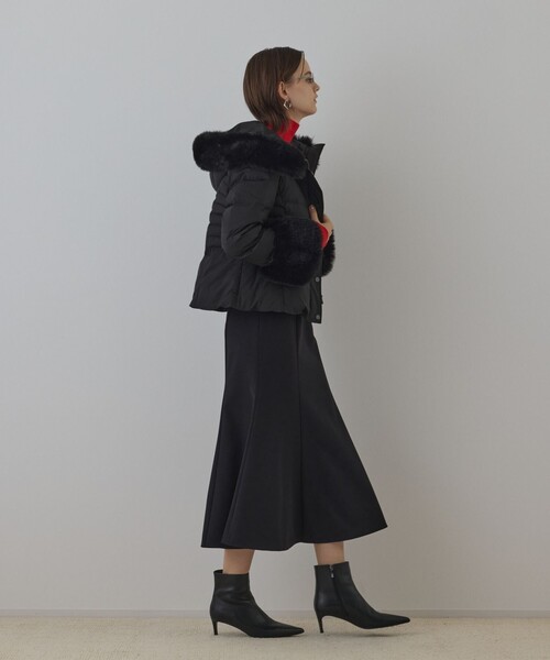 GRACE CONTINENTAL（グレースコンチネンタル）の「エコファーショートダウンジャケット（ダウンジャケット/コート・レディース・キナリ/ブラック/ブラウン・38/36）」の6枚目の写真