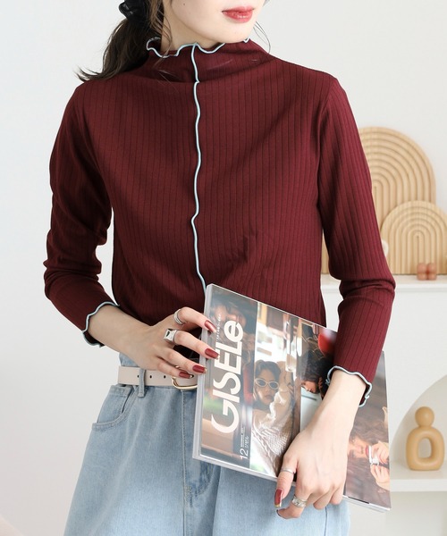 EGLANTINE(エグランティーヌ)の「EGLANTINE 前後2way 配色メロウ インナーカットソー(Tシャツ/カットソー・レディース・ブラック/ダークグリーン/キャメル/ワインレッド/チャコールグレー・38)」の5枚目の写真