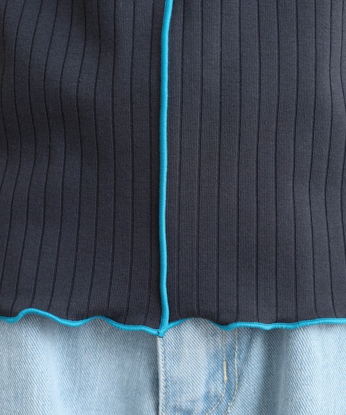 EGLANTINE(エグランティーヌ)の「EGLANTINE 前後2way 配色メロウ インナーカットソー(Tシャツ/カットソー・レディース・ブラック/ダークグリーン/キャメル/ワインレッド/チャコールグレー・38)」の12枚目の写真